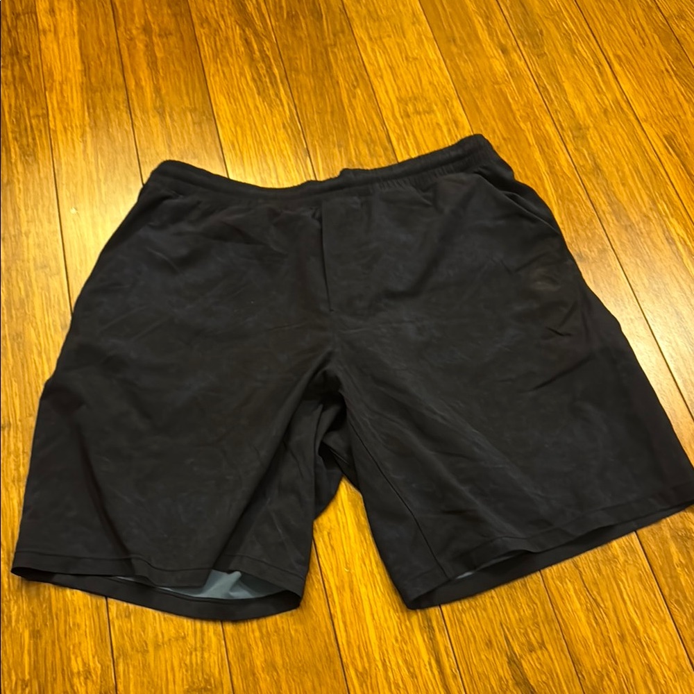 Lululemon Pace Breaker Shorts Lined Very Excellent Condition (Dark Blue)
